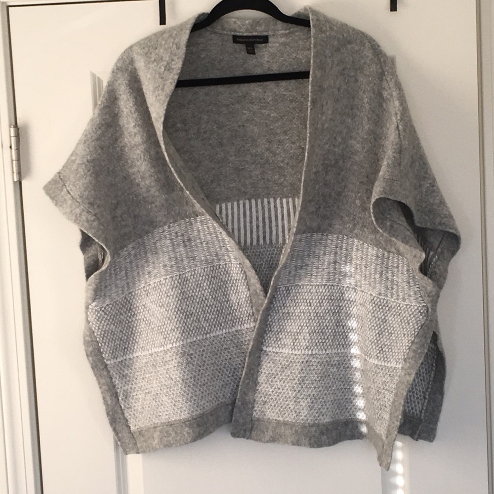 BANANA REPUBLIC Merino Wool Poncho